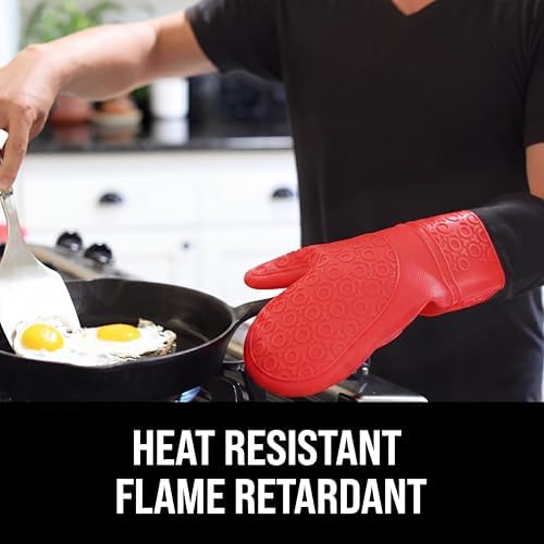 BPA-Free Soft Silicone Oven Mitts - Image 2