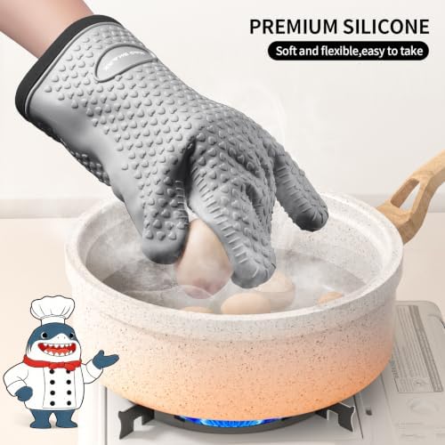 MAD SHARK Silicone Oven Mitts - Image 4