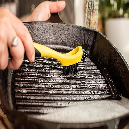Cast Iron Cleaning Brush - Image 5