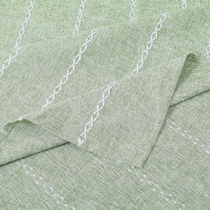 Chassic 60 x 120 inches Farmhouse Style Linen tablecloths, Wrinkle Resistant Washable Dining Room Table Cloths for 8 Foot Rectangle Tables - Sage Green