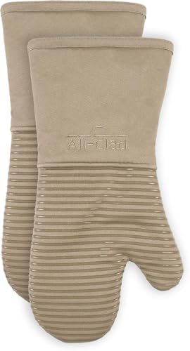 All-Clad Silicone Oven Mitts: Heat Resistant up to 500 Degrees by All-Clad