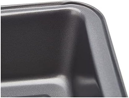 Amazon Basics Rectangular Nonstick Bread Loaf Pan - Image 4
