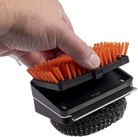 Oklahoma Joe's® Blacksmith Combo Grill Brush - Image 3