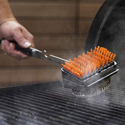 Oklahoma Joe's® Blacksmith Combo Grill Brush - Image 5