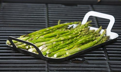 TableCraft BBQ137 Grilling Pan - Image 3