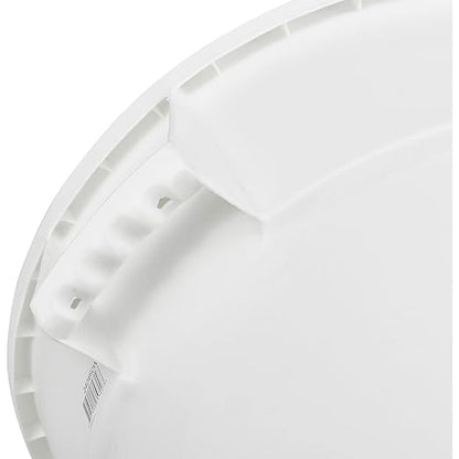 Global Industrial Commercial Round Trash Can, 32 Gallon Capacity, Plastic Garbage Can, Indoor and Outdoor Utility Trash Can, White, 21-3/4"W x 27-1/2"H, No Lid