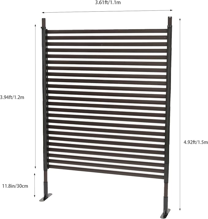 Metal Outdoor Privacy Screen,Freestanding Outdoor Divider Decorative Privacy Fence Screen,Freestanding Decorative Privacy Screen for Balcony Patio (110 * 150cm)