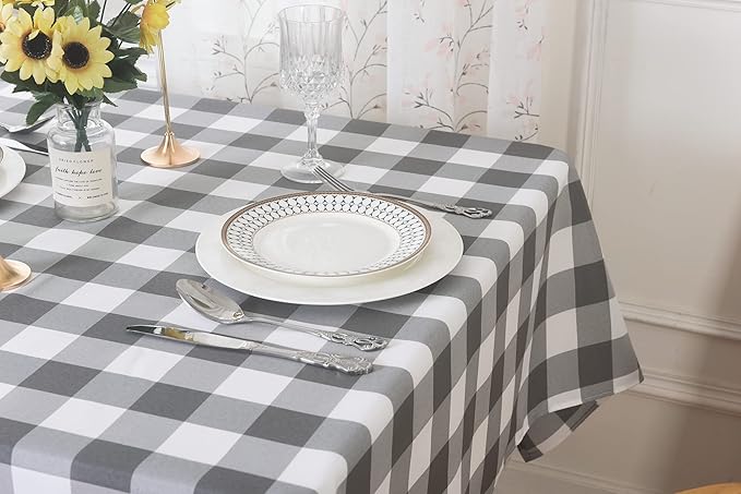 Cupuamon 2 Pack Waterproof Polyester Fabic Rectangle Checkered Tablecloth，60x102 Outdoor Table Cloth，Oil Stain Prevention Table Cloth for Pinics and Parties（Gary and White）