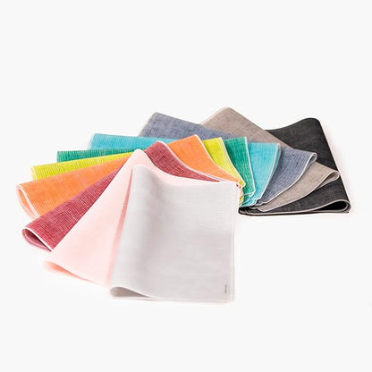 modern-twist 14 x 16 Silicone Placemat, BPA, PVC-Free Table Mat, Dishwasher Safe, Linen Print in Silver, Pack of 1