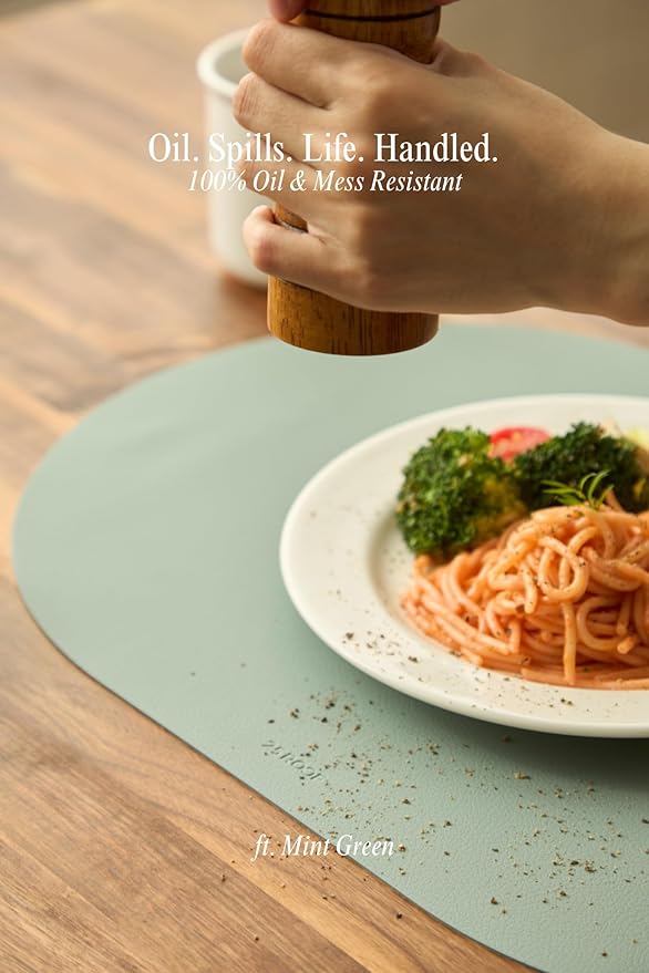 Mint Green Oval Silicone Placemats Set of 4 with Matching Coasters – Heat Resistant, Waterproof, Easy to Clean Non-Slip Modern Dining Table Mats – Premium Leather Textured Japandi Kitchen Décor