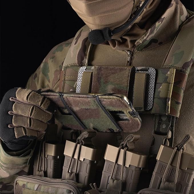 Let Me Be Airsoft Plate Carrier Molle Phone Carrier Outdoor Lightweight Navigation Board，Wide Angle Foldable Phone Holder Chest Rig Hovering Mount Tactical Vest Accessory (Black Camouflage)