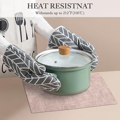Faux Leather Heat Resistant Placemats Set of 4 – Waterproof Oilproof Wipeable Dining PU Vinyl Place Mat Easy Clean Table Mats for Kitchen/Dining/Party/Holiday, Pink