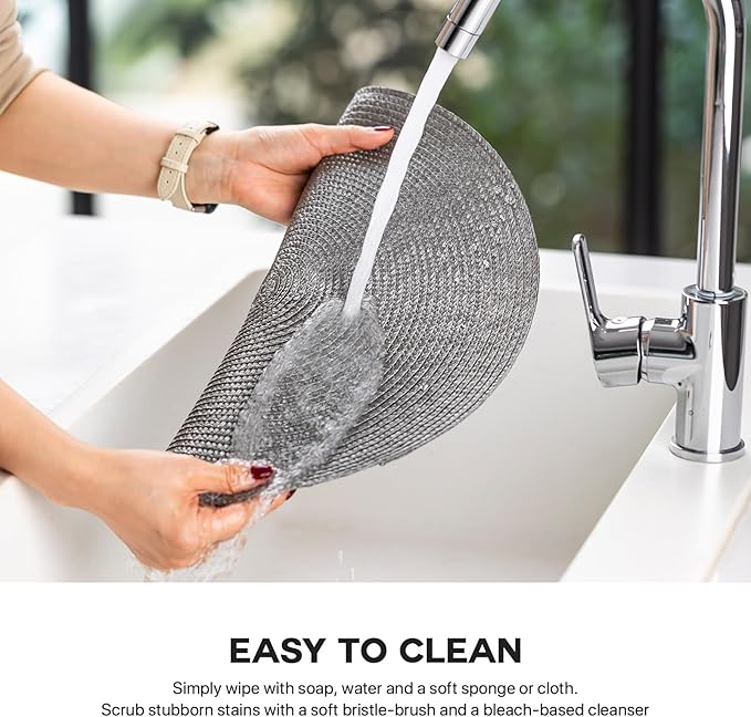 Round Placemats Set of 8 Plastic Woven Placemats Washable Wipeable Table Mats for Dining Table Heat Resistant Non-Slip Circle Place Mats (Gray)