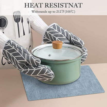 Faux Leather Heat Resistant Placemats Set of 6 – Waterproof Oilproof Wipeable Dining PU Vinyl Place Mat Easy Clean Table Mats for Kitchen/Dining/Party/Holiday, Blue