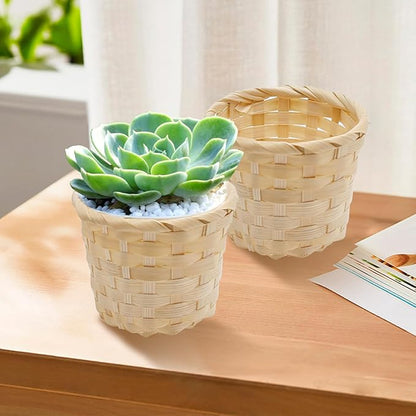 MDEOOSKY 12pcs Mini Woven Bamboo Basket Desktop Clutter Little Baskets Organiser 2.2 x 2.9Inch Small Wicker Baskets for Home Office Table Party Favors Crafts Decoration