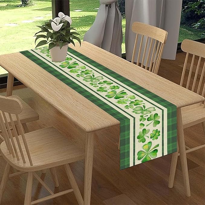 St.Patrick's Day Table Runner,Vinatge Rustic Green Buffalo Plaid White Shamrock Watercolor Table Center Decor for Home Kitchen Dining Patio Holiday Party Indoor Table Decorations, 13"x36"