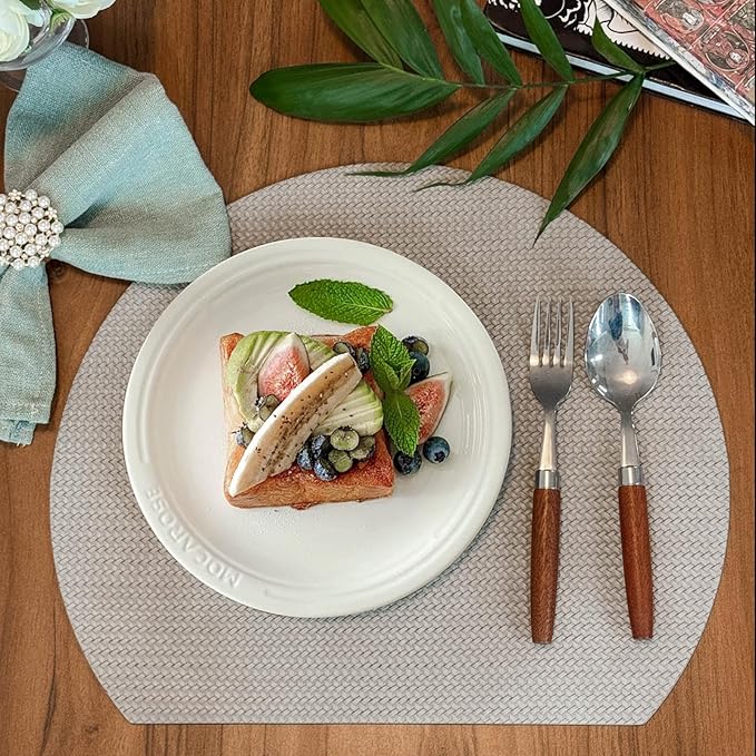 Placemats Set of 4, Reversible Faux Leather Heat Resistant Place Mats, Waterproof Oilproof Wipeable PU Table Mats for Indoor/Outdoor Use (Grey)