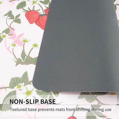 QIYI Placemats Set of 6, 12x18 Inch Faux Leather Place Mats for Kitchen Dinning, Heat Resistant Anti Slip Pink Table Mats, Waterproof Wipeable Washable Placemat Party Table Décor, Sweet Strawberry