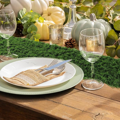 Zeyune 2 Pcs Fake Moss Table Runner for Crafts Artificial Moss Sheet Roll Waterproof Carpet Blanket for Wall Roof Garden Wedding Party Decoration (39 x 39 Inch)