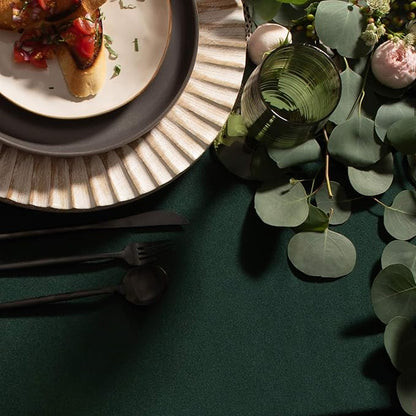Gee Di Moda Rectangle Tablecloth - 60 x 102 Inch Hunter Green Table Cloth for 6 Foot Rectangle Tables - Heavy Duty Washable Fabric - for Holiday Party, Dinner, Weddings, Baby Shower & Events