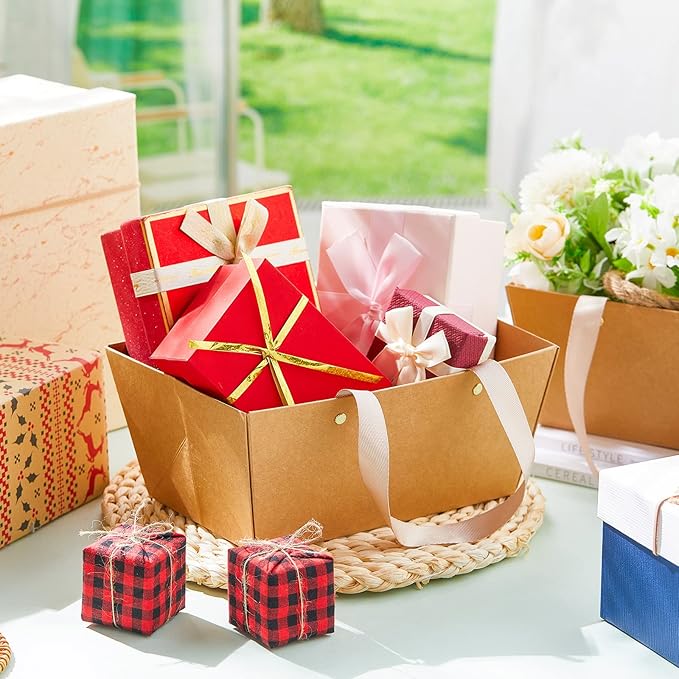 Tuanse 30 Pcs Basket for Gift Empty DIY Bulk Gift Basket Kit with Handle Kraft Cardboard Tray with 30 Bag 30 Bow Market Tray for Wedding Party(Brown,12.6 x 9.8 x 5.9 in)