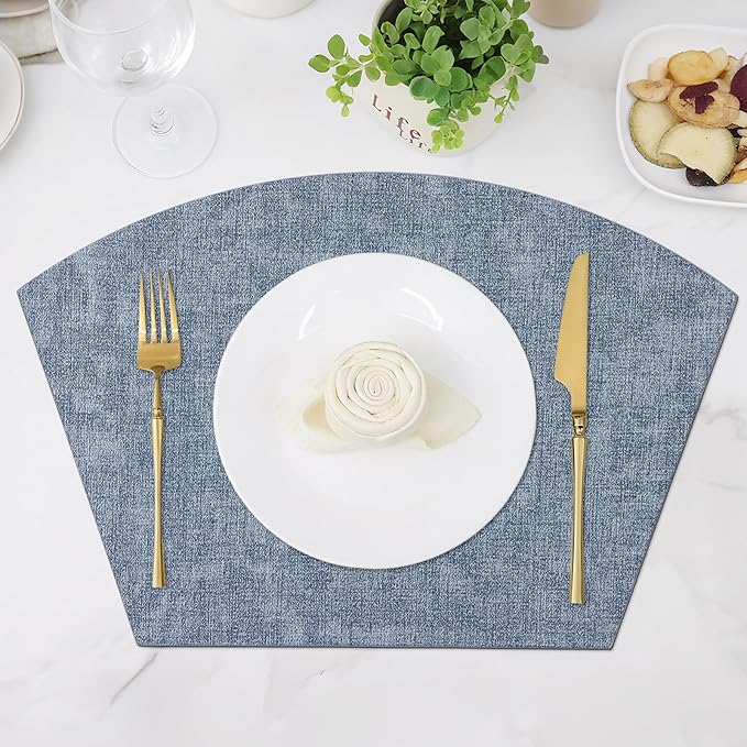 Homaxy Round Table Placemats Set of 6, Washable Wedge Shaped Faux Leather Table Mats, Wipeable Kitchen Dinner Place Mats for Indoor Outdoor, Blue