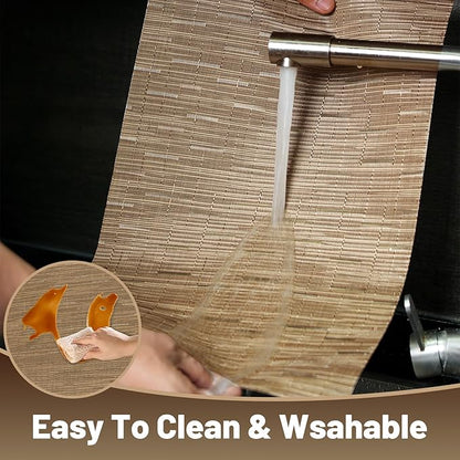 Placemats Set of 8，Non-Slip PVC Weave Table Mats Easy to Clean，Heat Resistant Place Mats for Kitchen Dining Table Decoration Indoor Outdoor，Light Brown