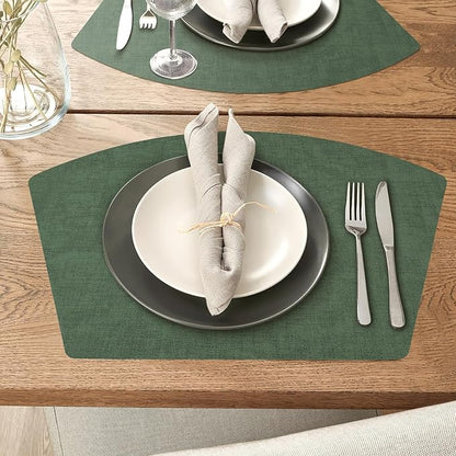 Round Table Placemats Set of 4, Faux Leather Wedge Shape Place Mats Heat Resistant Wipeable Washable Table Mats for Dining Outdoor Indoor, Green